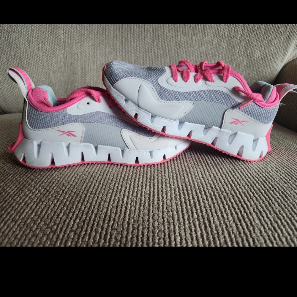 Reebok size 5.5